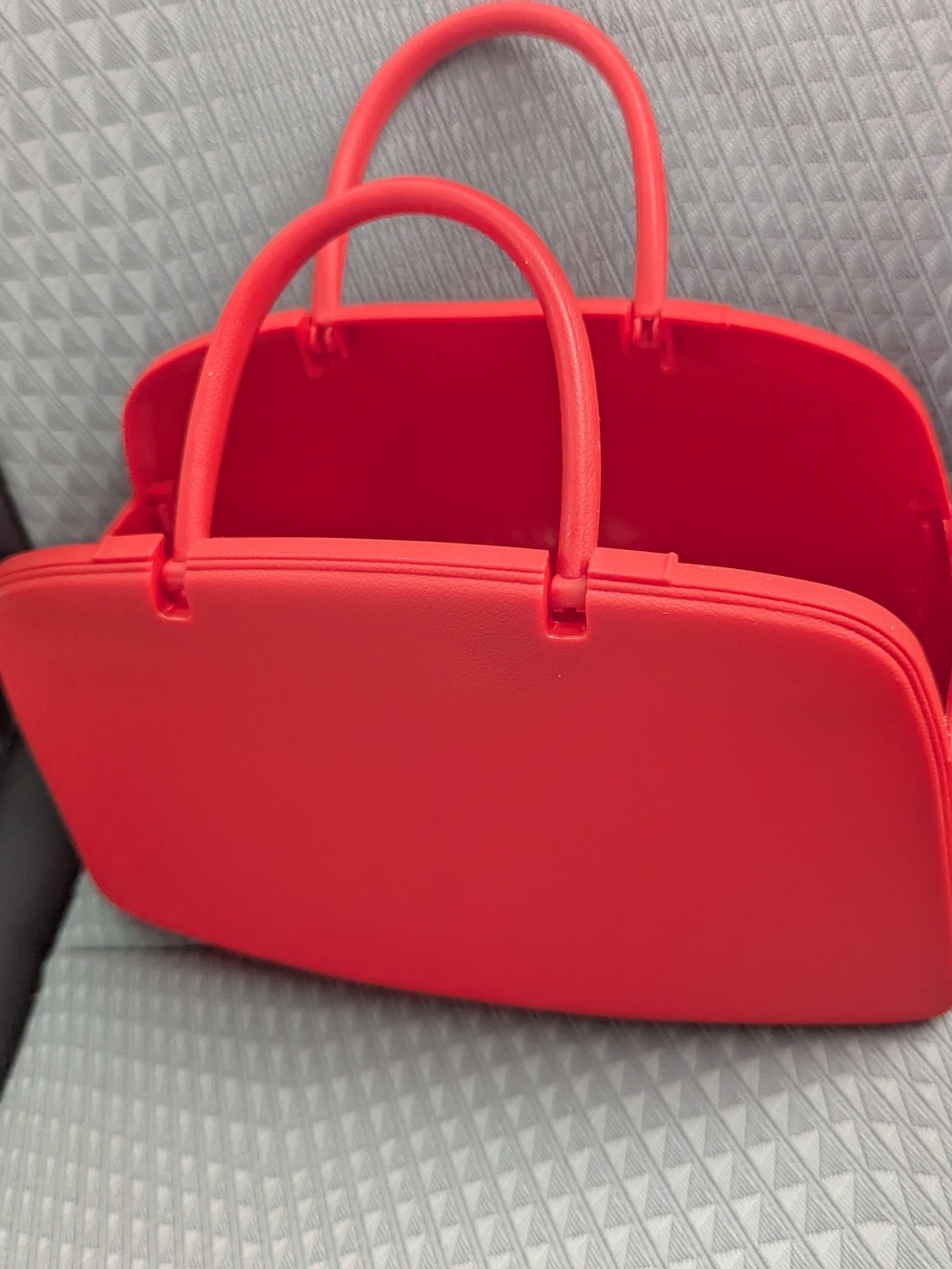The Devil Wears Prada 2 Popcorn Red Purse Bucket - Picture 4 of 5